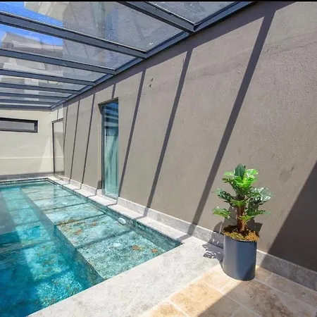Hotel Escalade *